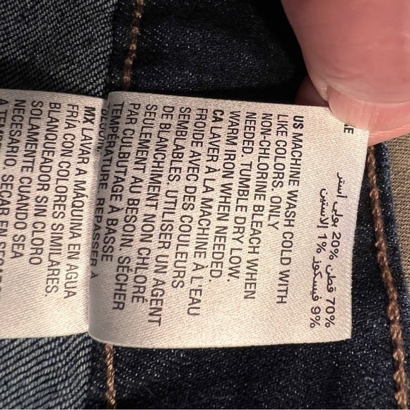 CHARTER CLUB Denim Skirt w/Exposed Back Zipper. Size 16. 4 Pockets - Picture 6 of 7